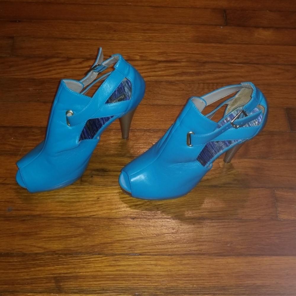 Turquoise Heels